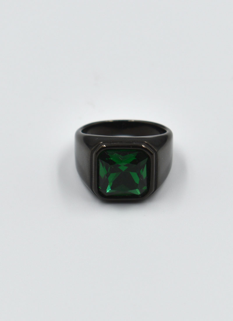 black_greenstone2